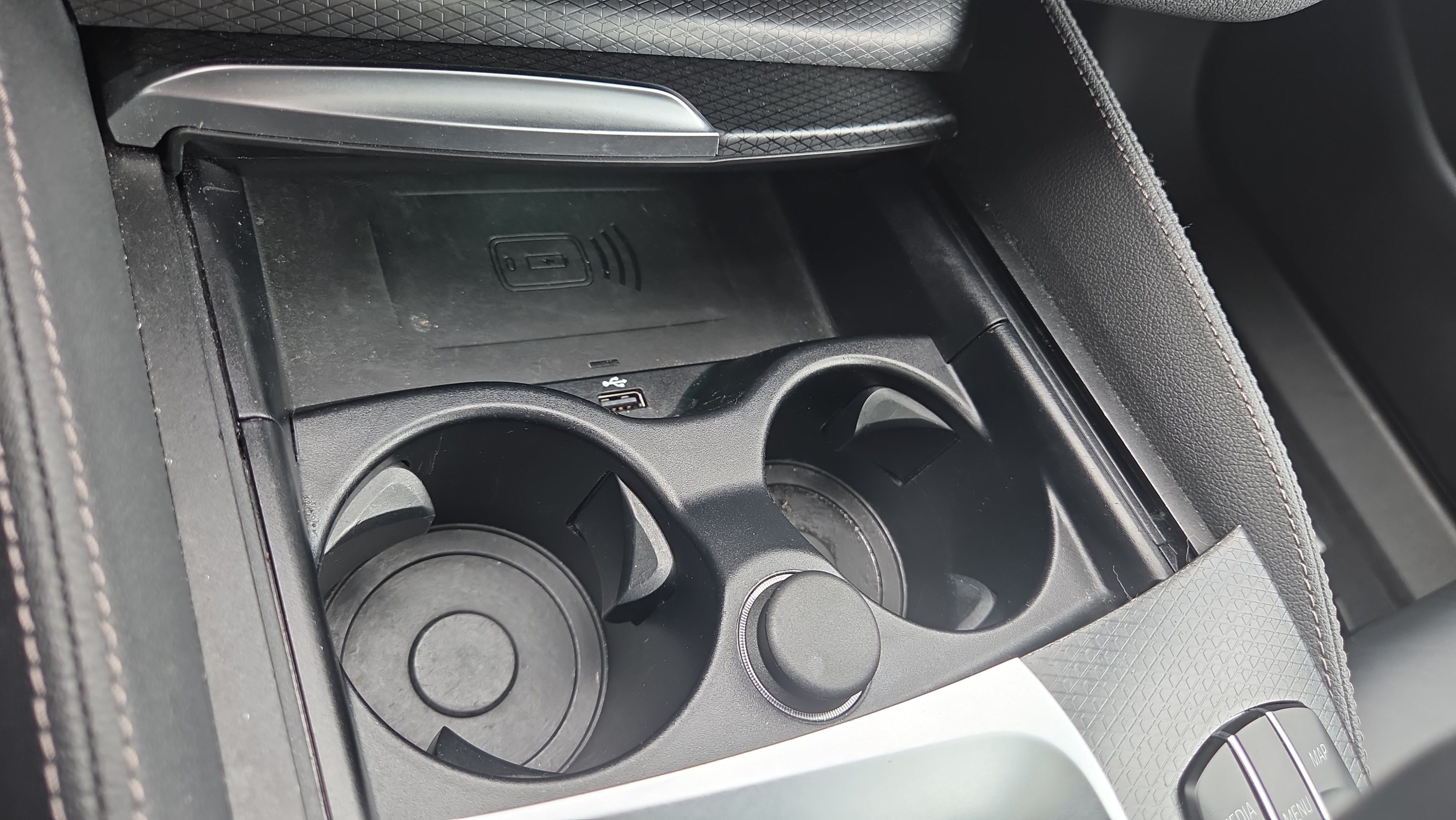 Certified 2023 BMW M550i xDrive AWD/4WD image 32