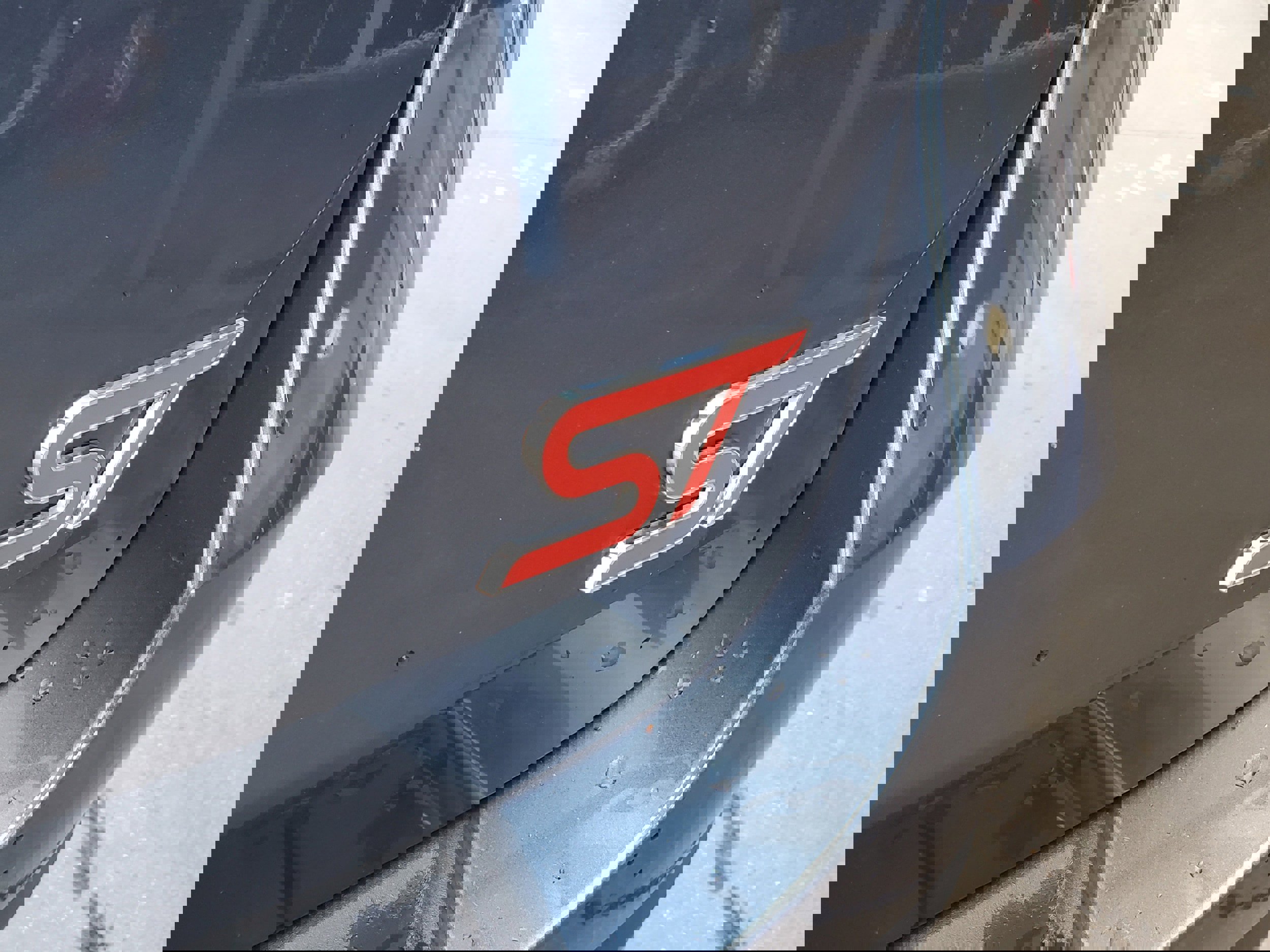 Used 2020 Ford Explorer ST w/ ST Street Pack image 33