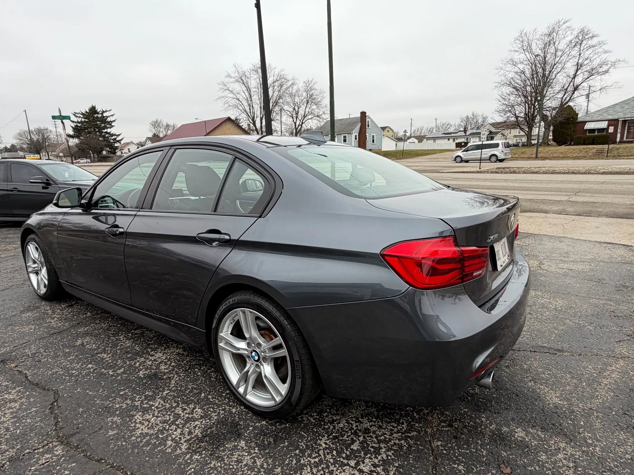 Used 2018 BMW 340i xDrive Sedan w/ Premium Package image 6
