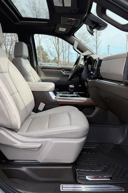 Used 2024 Chevrolet Silverado 1500 RST image 13