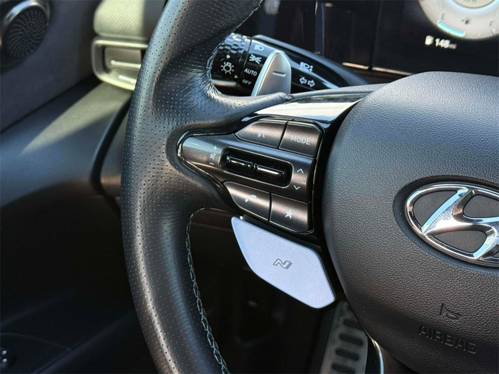 Used 2022 Hyundai Elantra N image 27