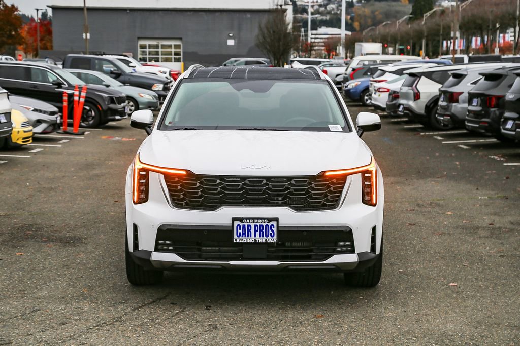 Certified 2026 Kia Sorento EX w/ EX Premium Package AWD/4WD image 3
