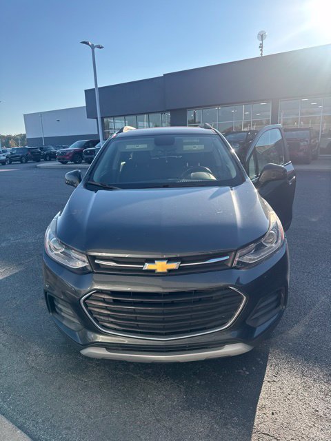 Used 2019 Chevrolet Trax LT w/ Driver Confidence Package AWD/4WD image 1