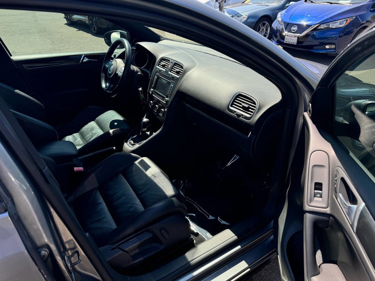 Used 2010 Volkswagen GTI 4-Door image 14