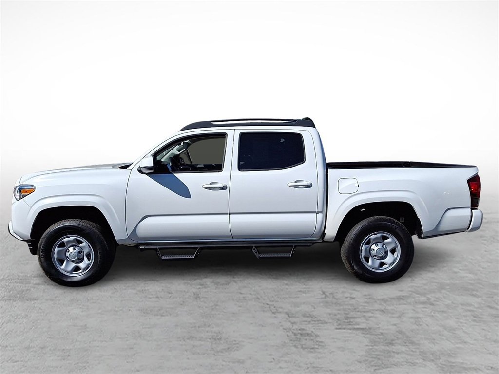 Used 2022 Toyota Tacoma SR image 7