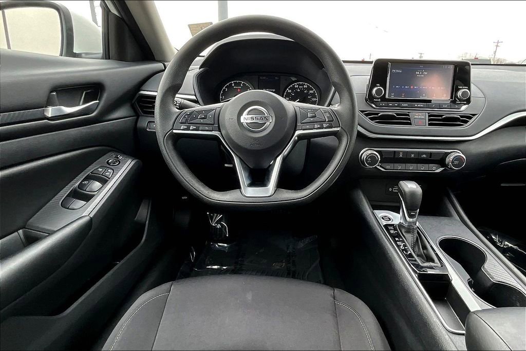 Used 2022 Nissan Altima 2.5 S image 10