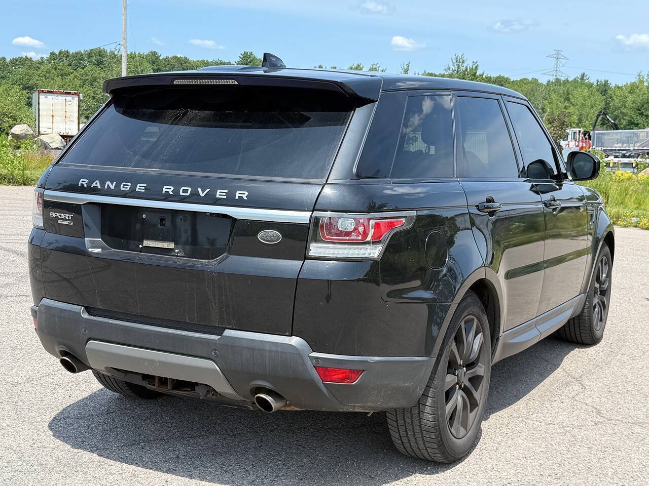 Used 2017 Land Rover Range Rover Sport SE AWD/4WD image 5