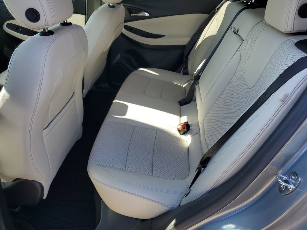 Used 2023 Buick Encore GX Essence w/ Experience Buick Package image 22