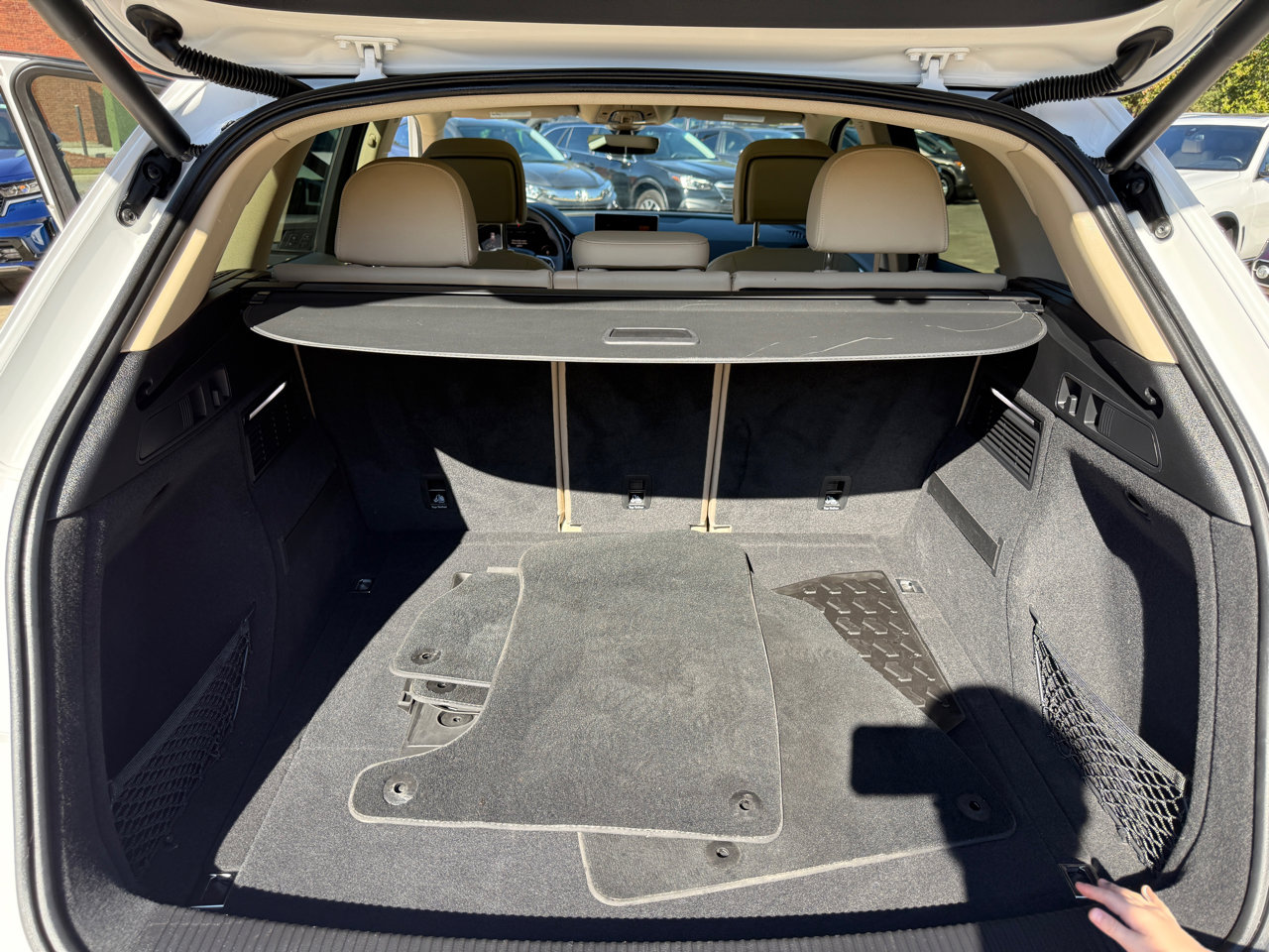 Used 2018 Audi Q5 2.0T Premium Plus w/ Premium Plus Package image 24