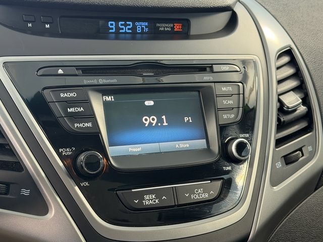 Used 2016 Hyundai Elantra Value Edition FWD image 17