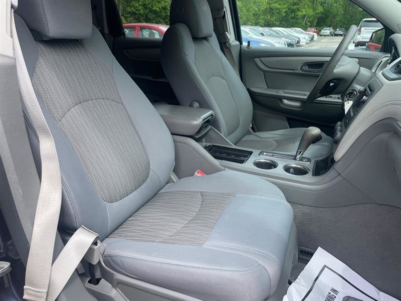 Used 2014 Chevrolet Traverse LS FWD image 12