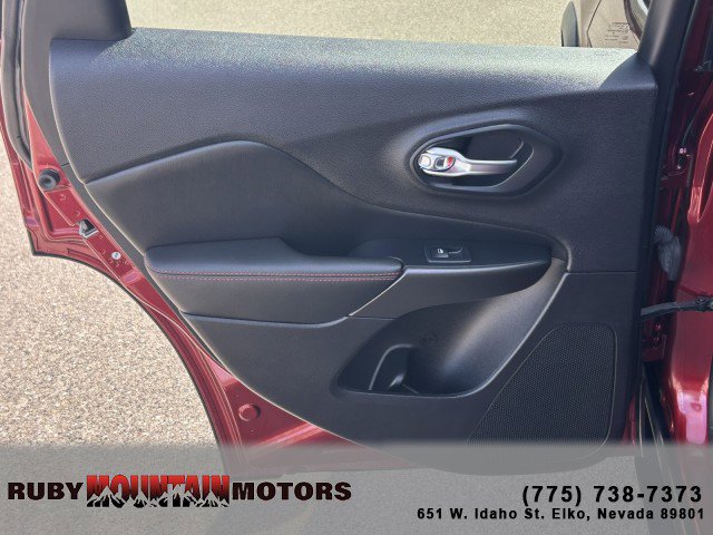 Used 2020 Jeep Cherokee Trailhawk w/ Cold Weather Group image 19