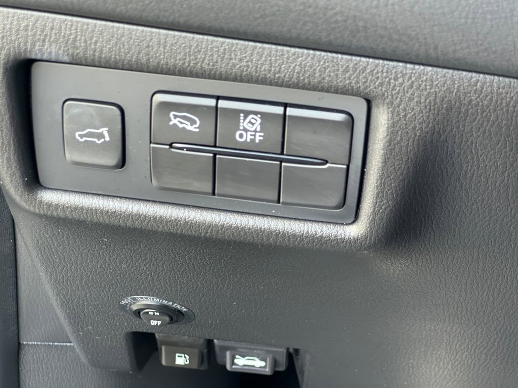 Used 2023 MAZDA CX-5 Carbon Edition image 23