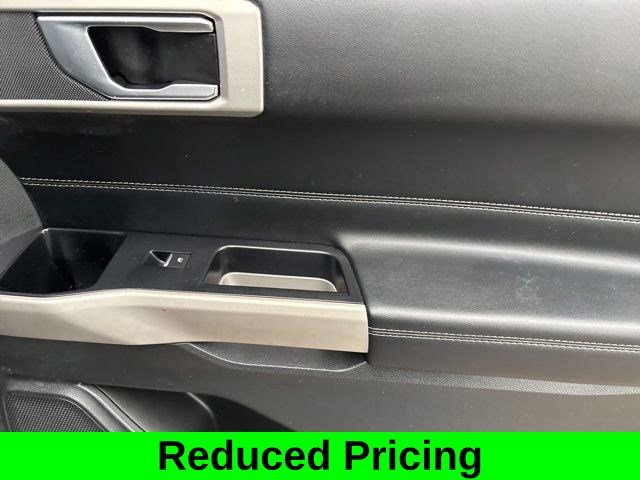 Used 2022 Ford Explorer XLT image 39