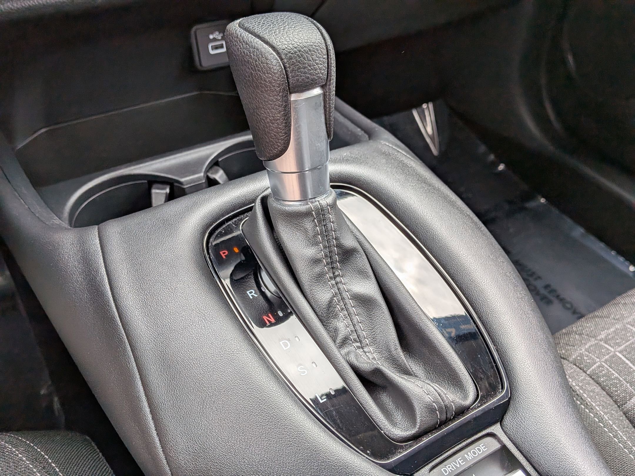 Used 2023 Honda HR-V LX image 19