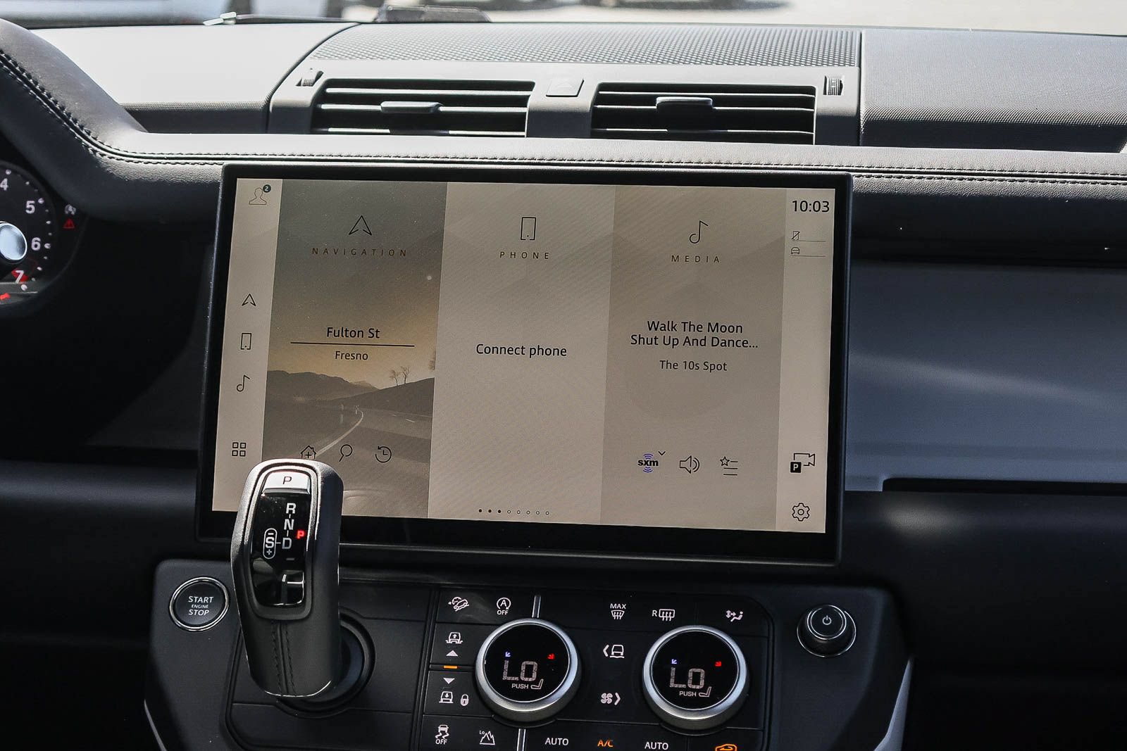 New 2026 Land Rover Defender 110 X-Dynamic SE AWD/4WD image 24