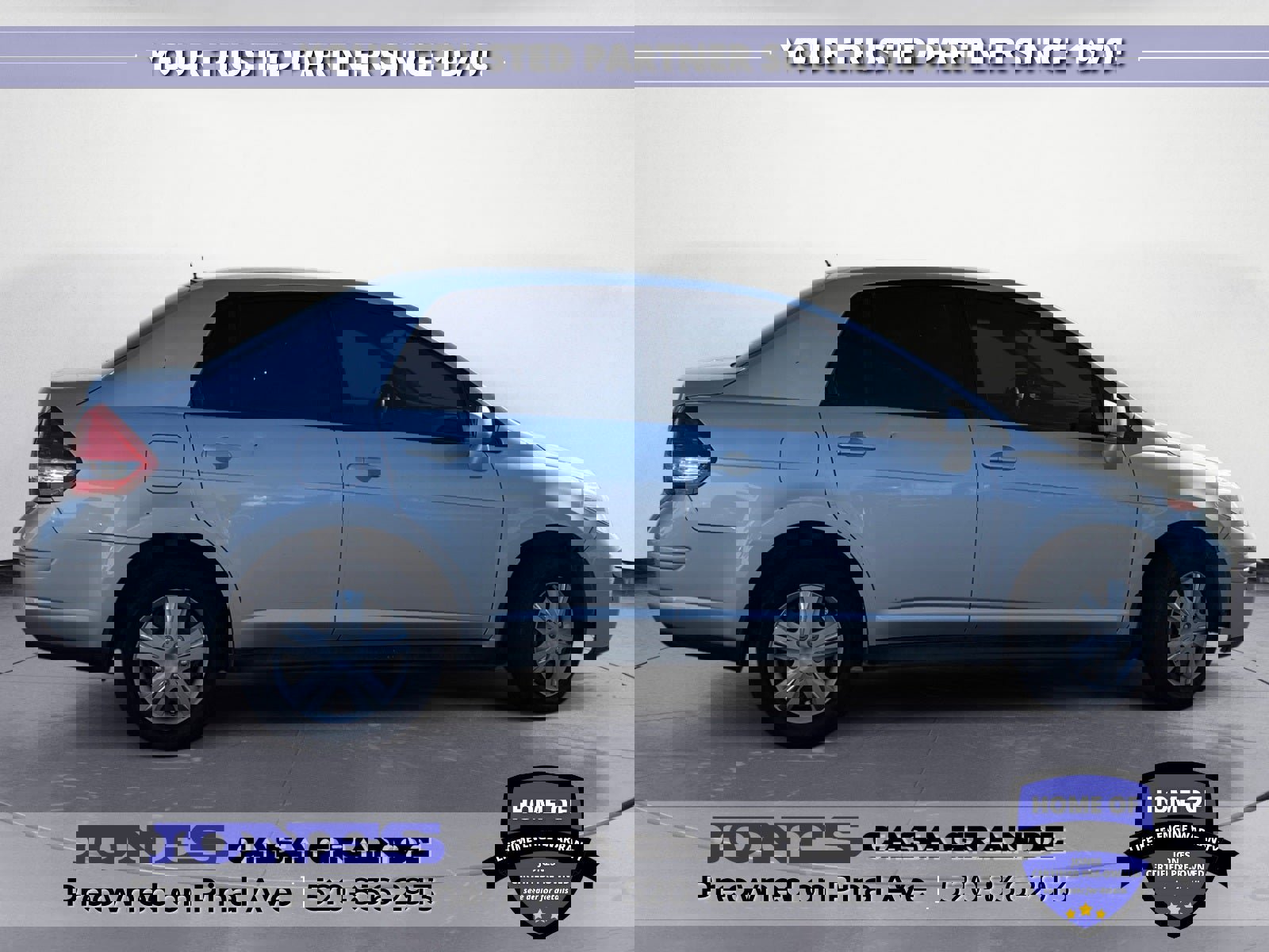 Used 2011 Nissan Versa 1.8 S w/ Plus Pkg image 6