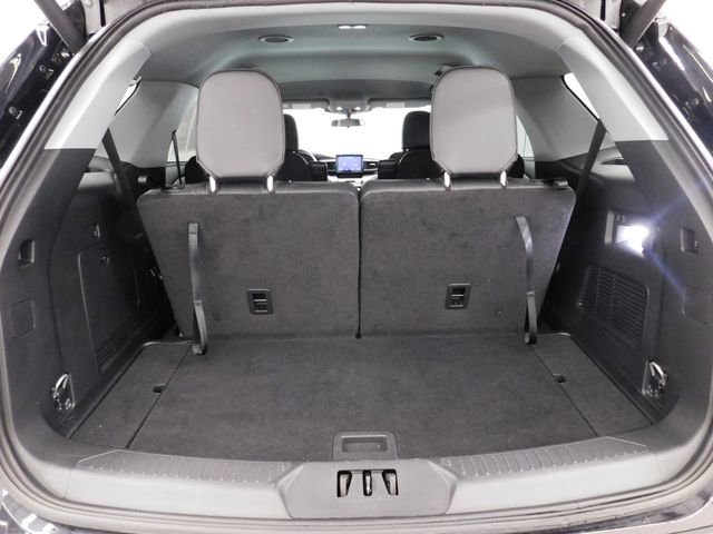 Used 2023 Ford Explorer XLT w/ Equipment Group 202A image 18