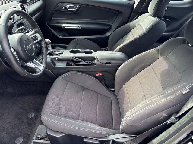 Used 2017 Ford Mustang Coupe image 9