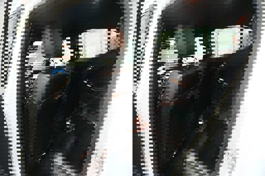 Used 2020 Mercedes-Benz GLA 250 4MATIC image 20