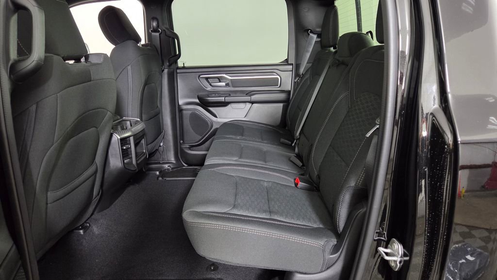New 2026 RAM 1500 4x4 Crew Cab image 26