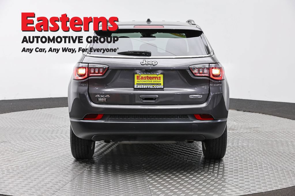 Used 2024 Jeep Compass Latitude AWD/4WD image 6