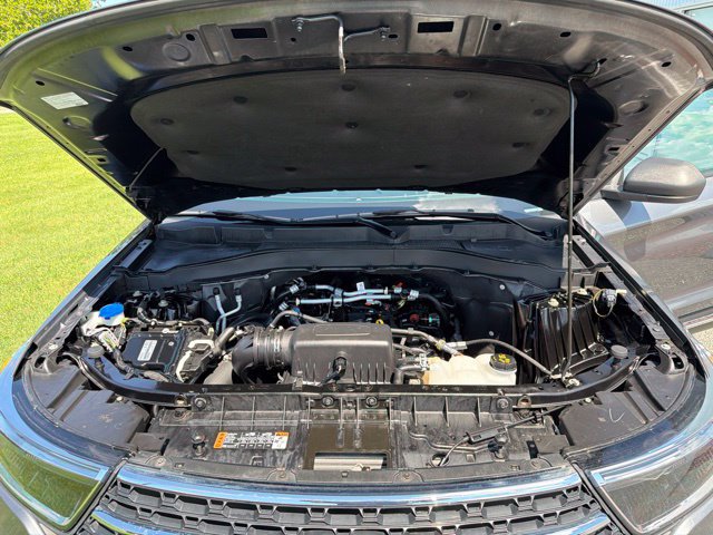 Used 2024 Ford Explorer XLT AWD/4WD image 25