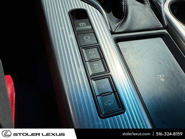 Used 2023 Lexus LX 600 F Sport w/ Accessory Package (Z1) AWD/4WD image 32