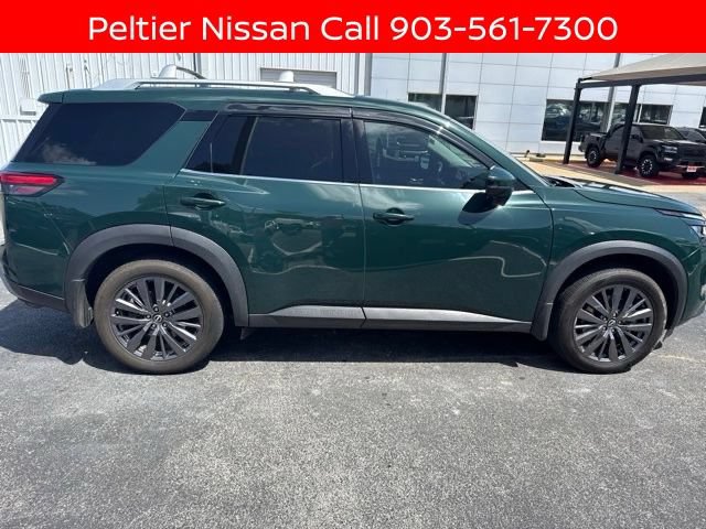 Certified 2024 Nissan Pathfinder SL w/ SL Premium Package FWD image 2