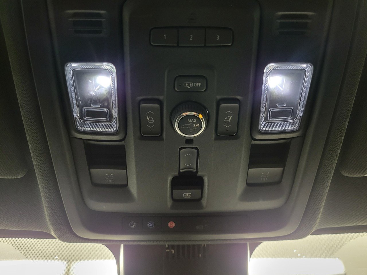 Used 2023 Chevrolet Suburban High Country AWD/4WD image 18