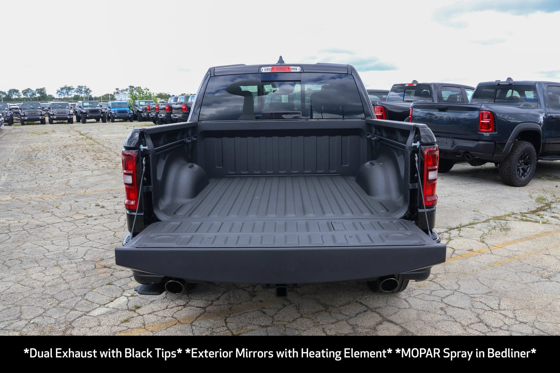 New 2027 RAM 1500 Laramie w/ Night Edition AWD/4WD image 18