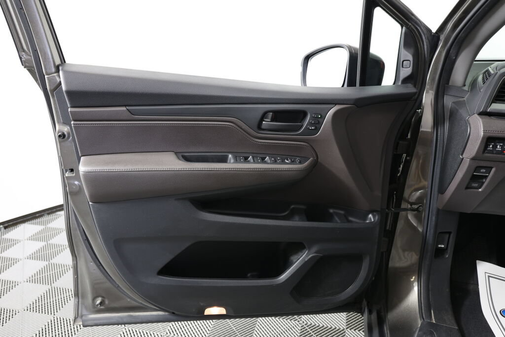 Used 2020 Honda Odyssey EX-L image 12