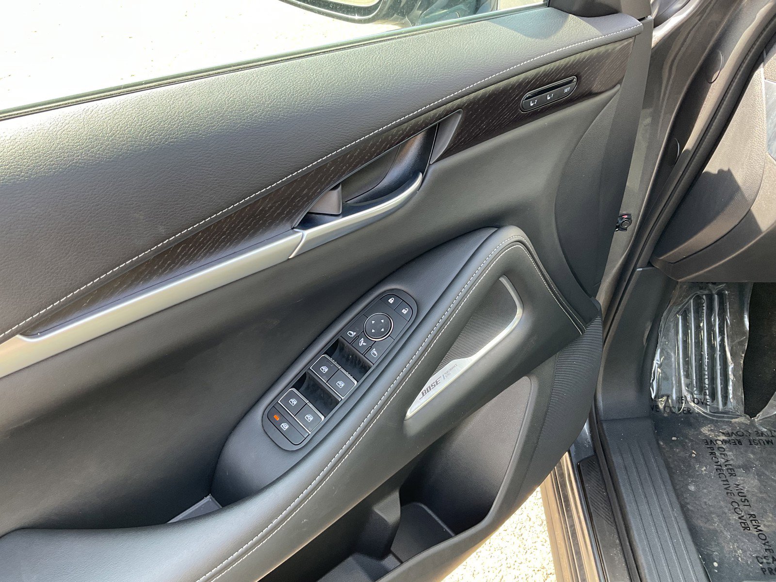Used 2025 INFINITI QX60 Sensory AWD/4WD image 25