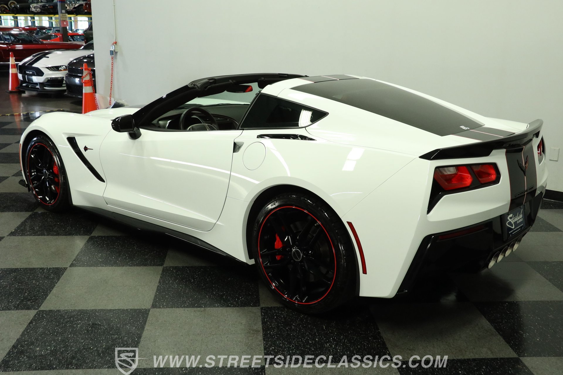 Used 2015 Chevrolet Corvette Stingray Coupe w/ Pacific Design Package RWD image 7