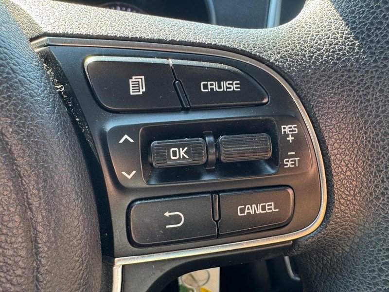 Used 2018 Kia Optima LX FWD image 17