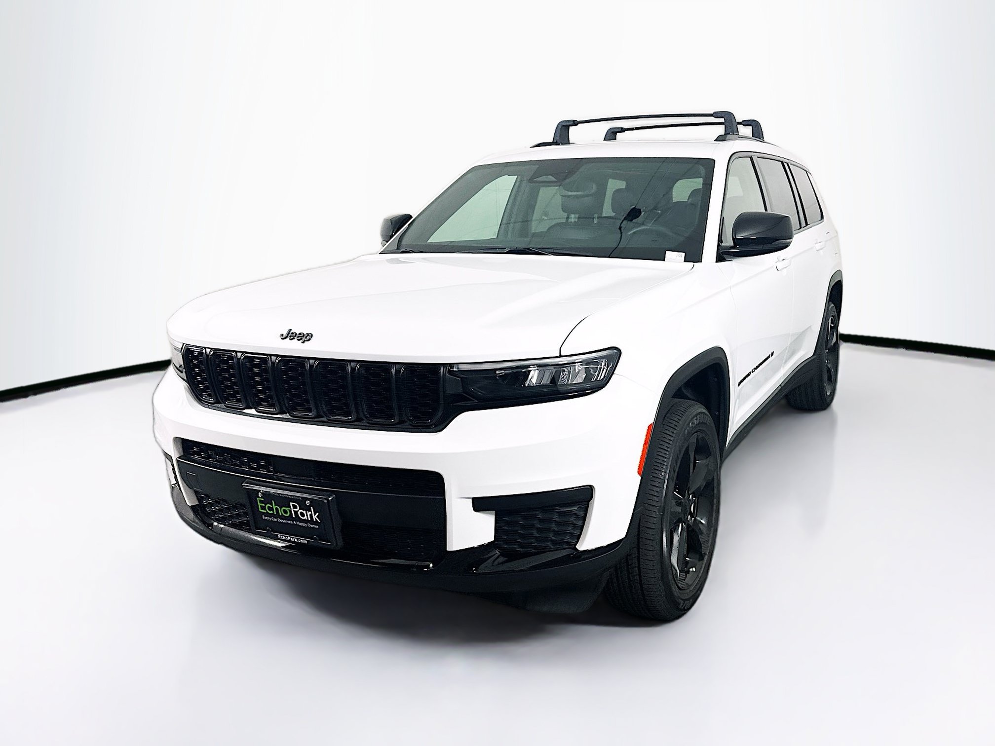 Used 2023 Jeep Grand Cherokee L Laredo AWD/4WD image 3
