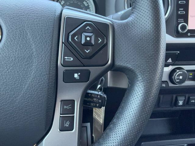Used 2020 Toyota Tacoma SR5 RWD image 21