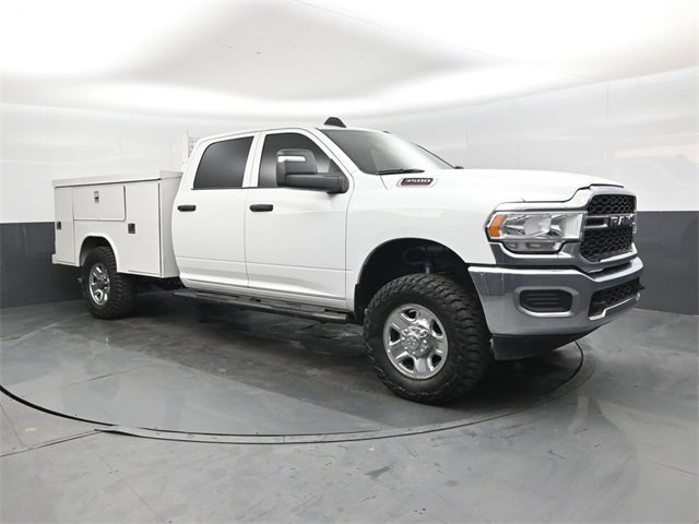 Used 2024 RAM 3500 Tradesman w/ Chrome Appearance Group image 1