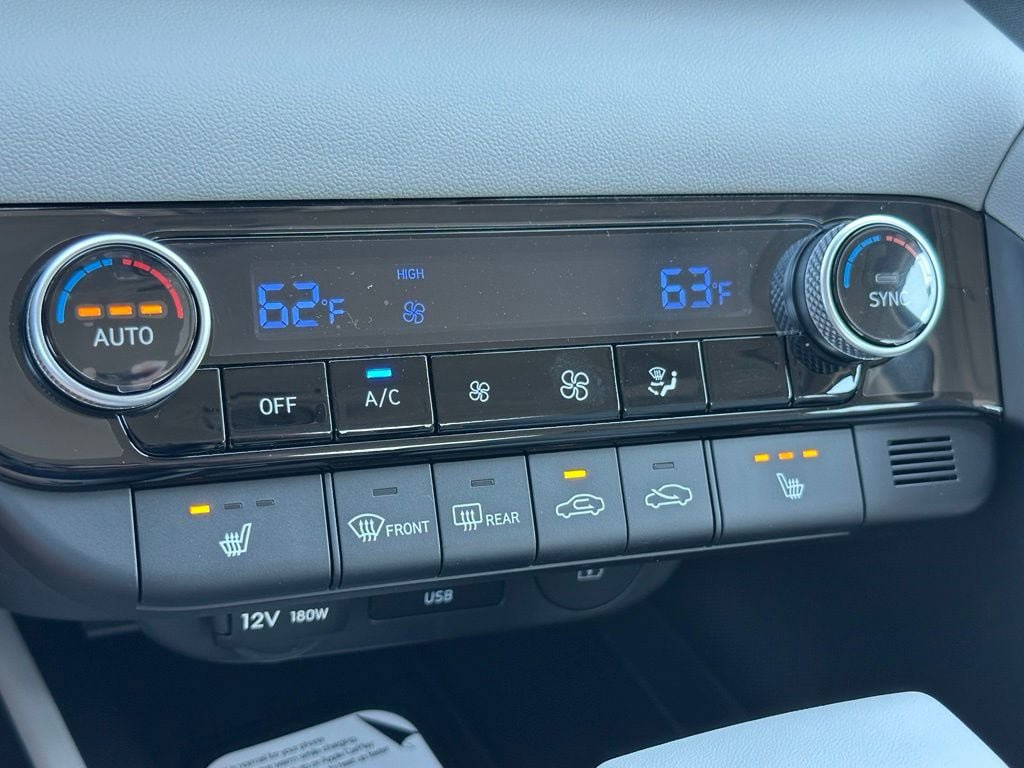 New 2026 Hyundai Elantra SEL Sport FWD image 19