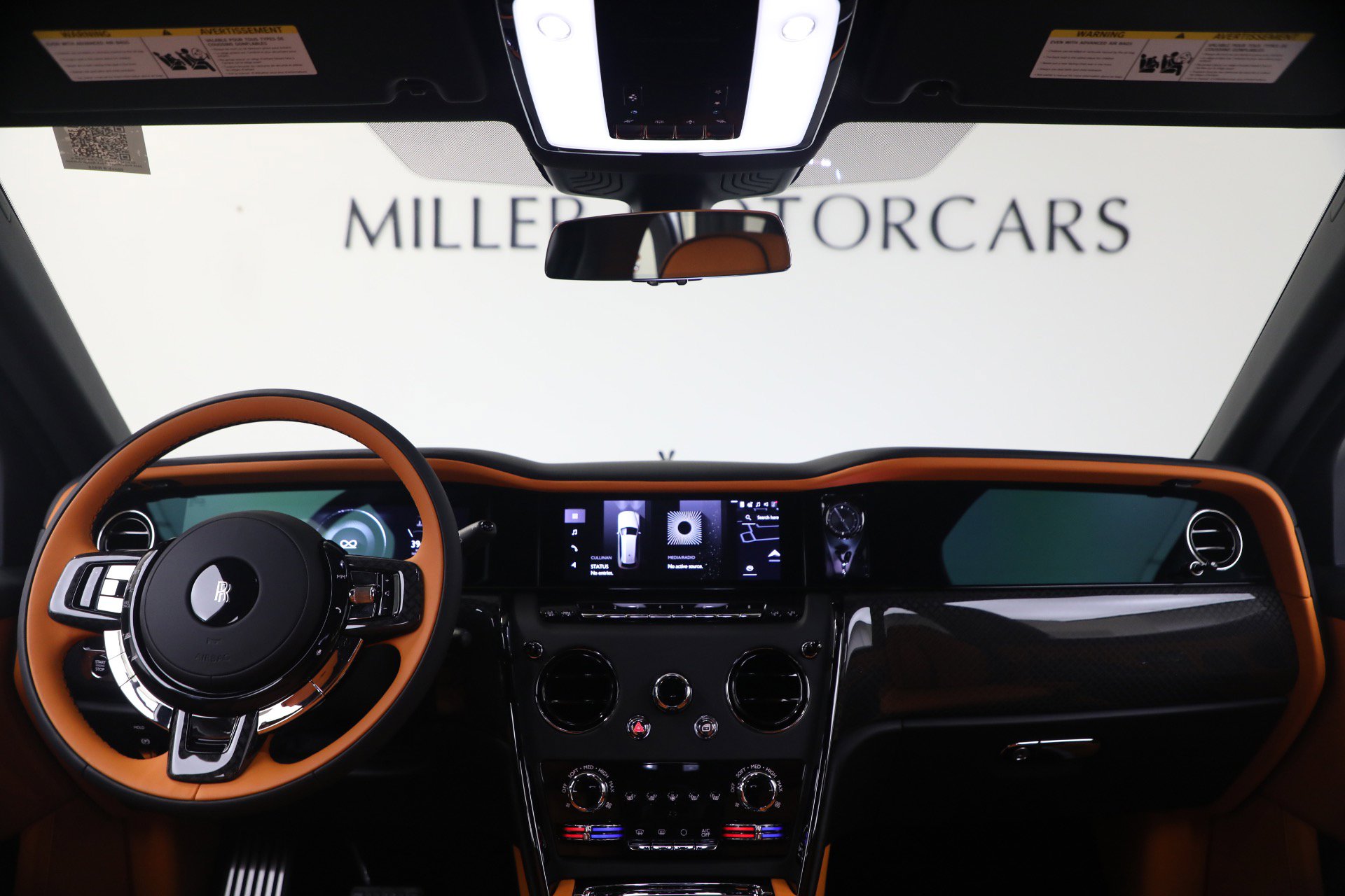 New 2026 Rolls-Royce Cullinan Black Badge image 4