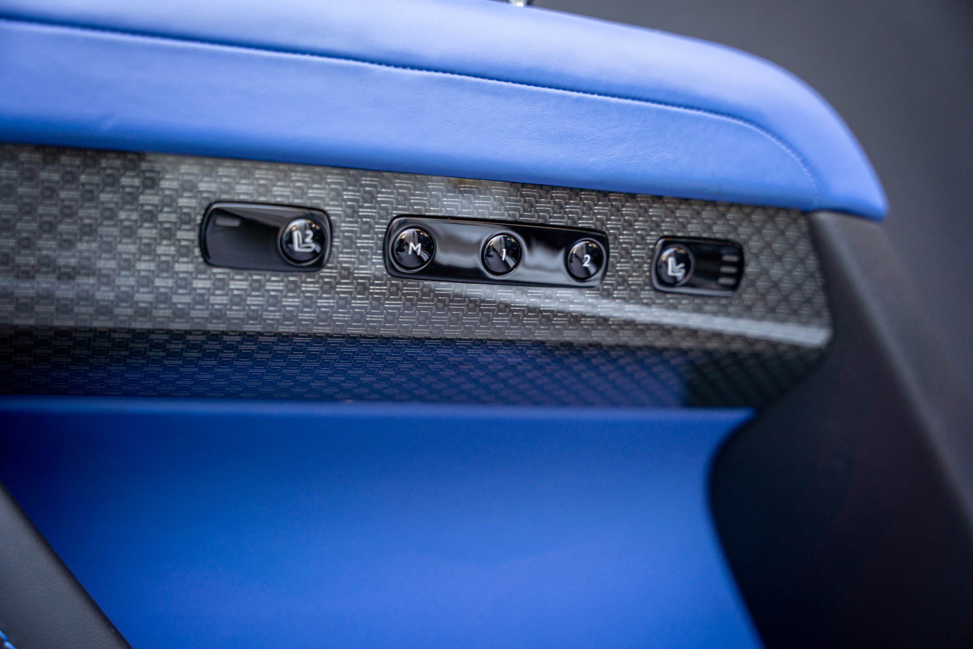 Used 2022 Rolls-Royce Ghost Black Badge image 47