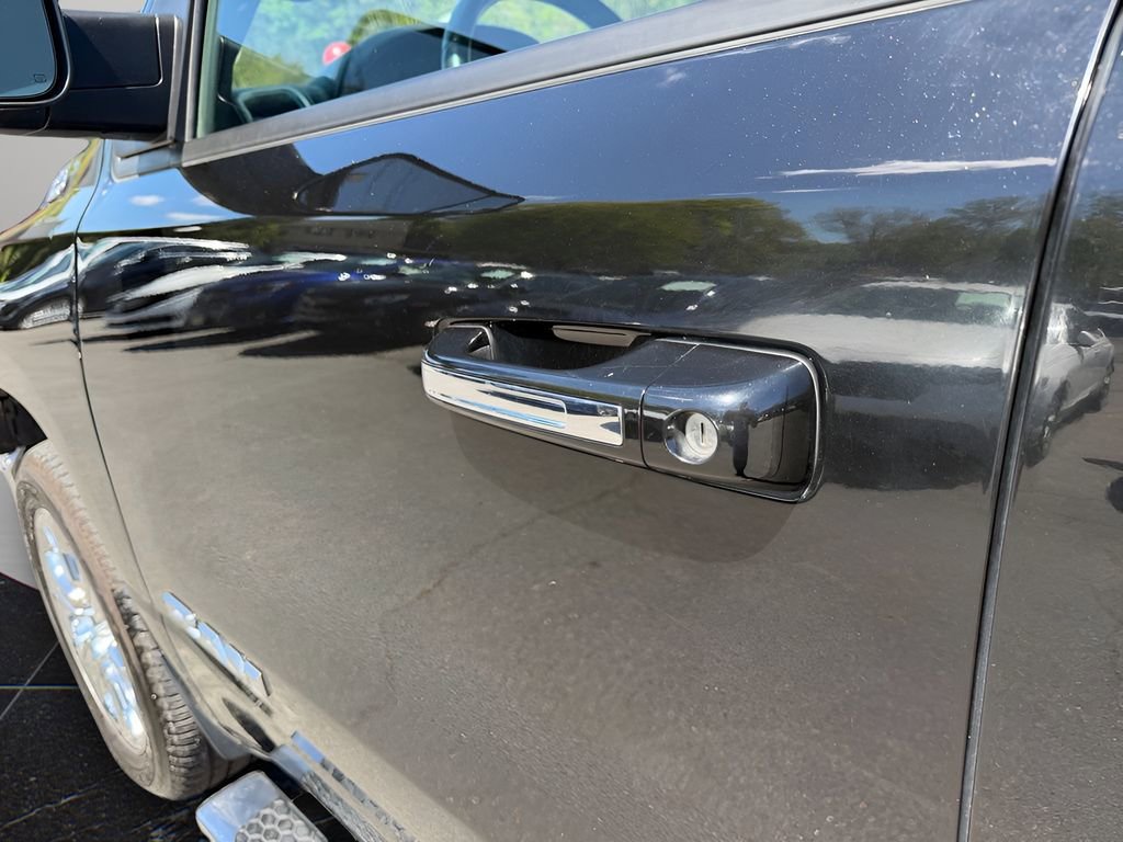 Used 2020 RAM 1500 Big Horn AWD/4WD image 12