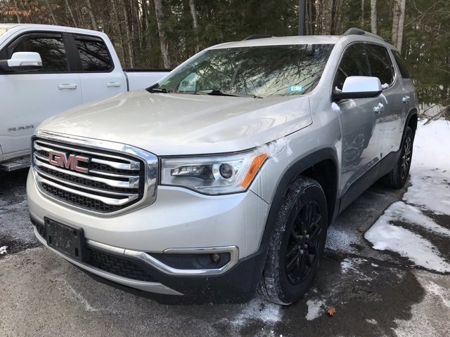 Used 2019 GMC Acadia SLT w/ LPO, Cargo Package image 2