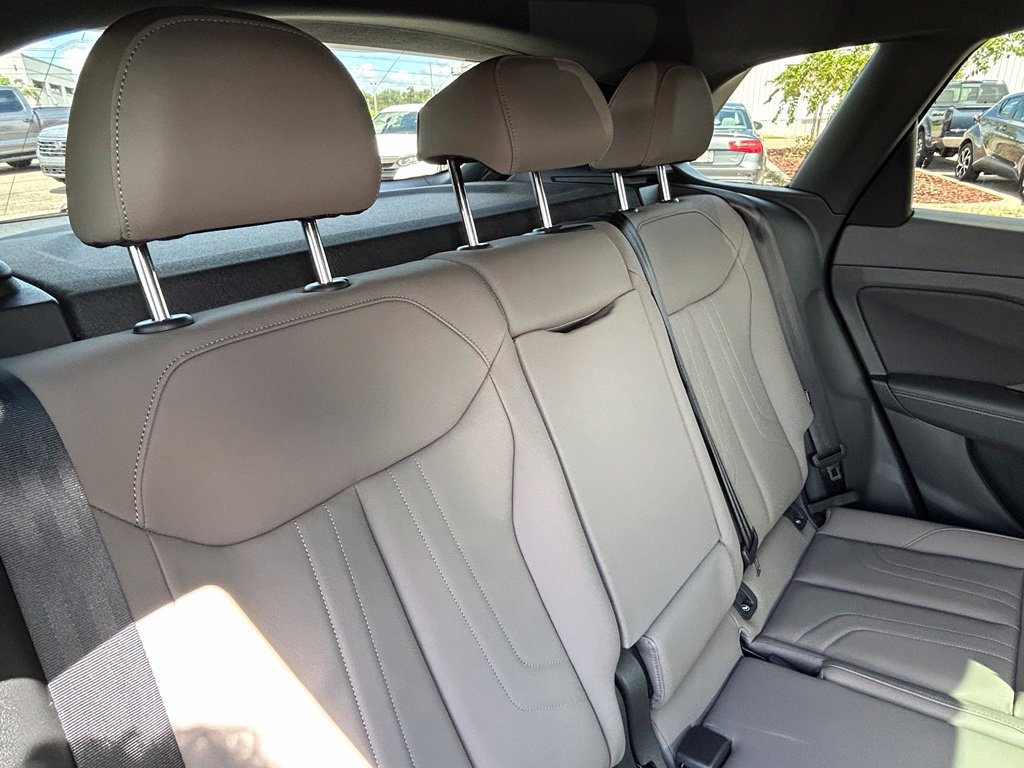 New 2026 Audi Q3 quattro 2.0T AWD/4WD image 44