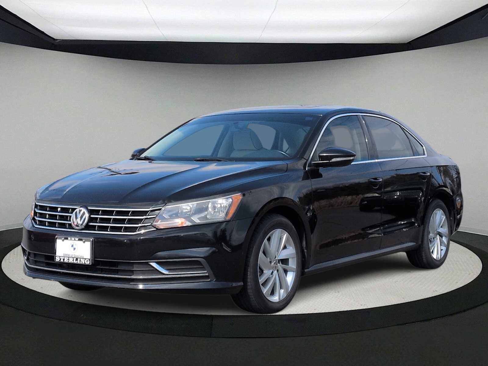 Used 2018 Volkswagen Passat 2.0T SE image 4