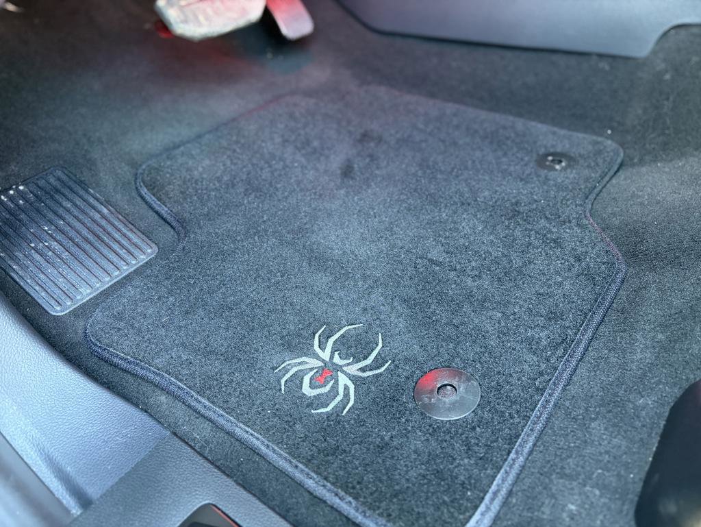 New 2026 Ford F250 Lariat w/ Black Appearance Package image 25