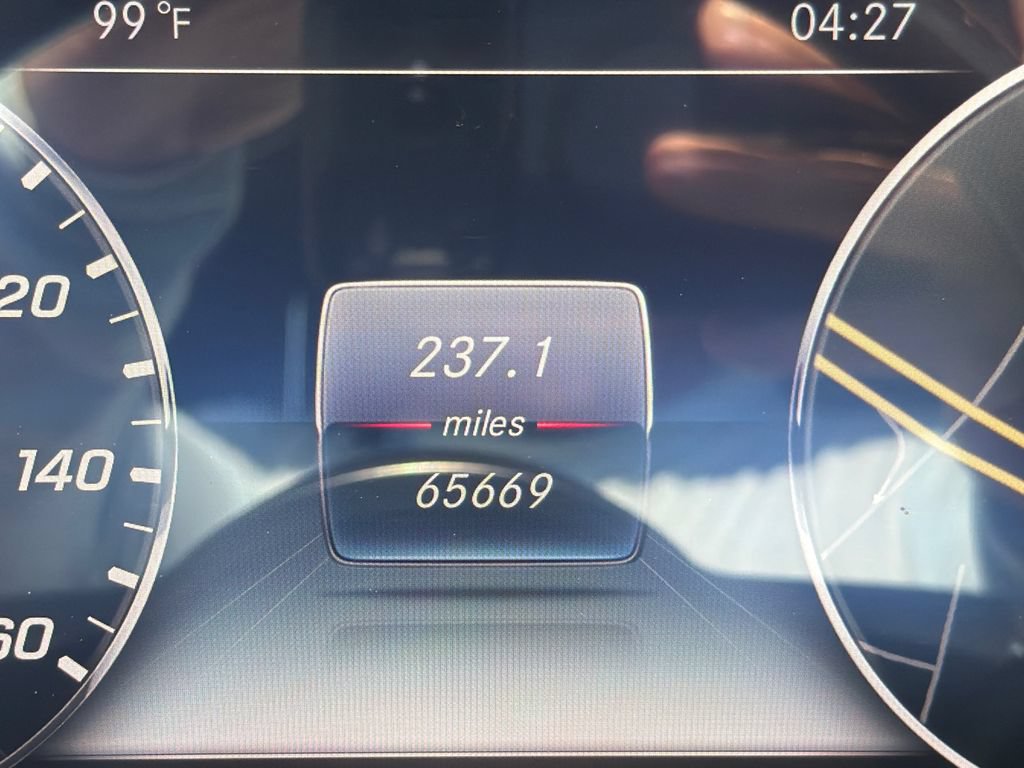 Used 2019 Mercedes-Benz S 560 Sedan image 28