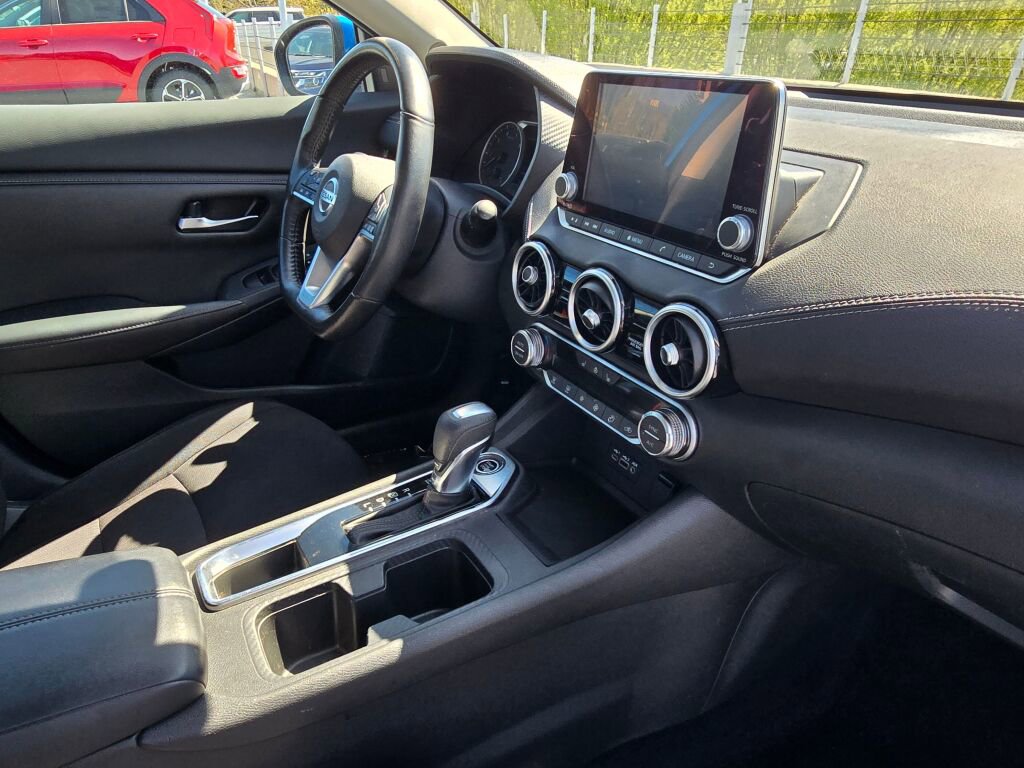 Used 2022 Nissan Sentra SV w/ All-Weather Package FWD image 11