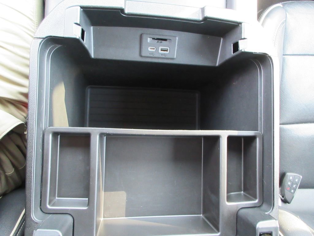 Certified 2021 GMC Yukon SLT image 30