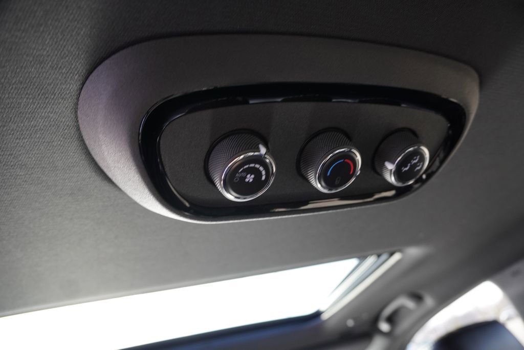 Certified 2023 Dodge Durango R/T w/ Tow 'N Go Package image 19